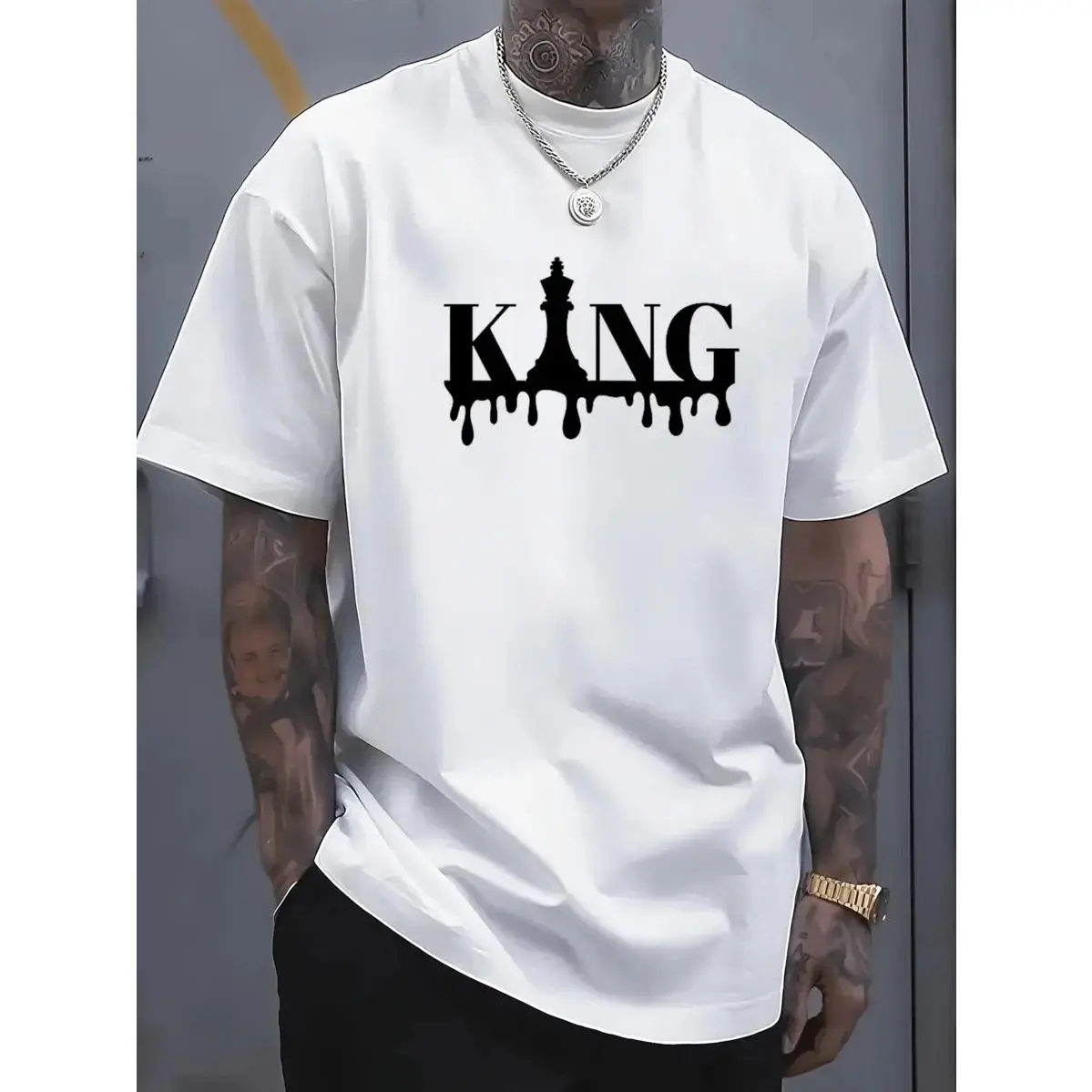 Men's King Chess Drip Graphic T-Shirt in 100% Soft Cotton, Relaxed Fit Streetwear Top with a Round Neck
