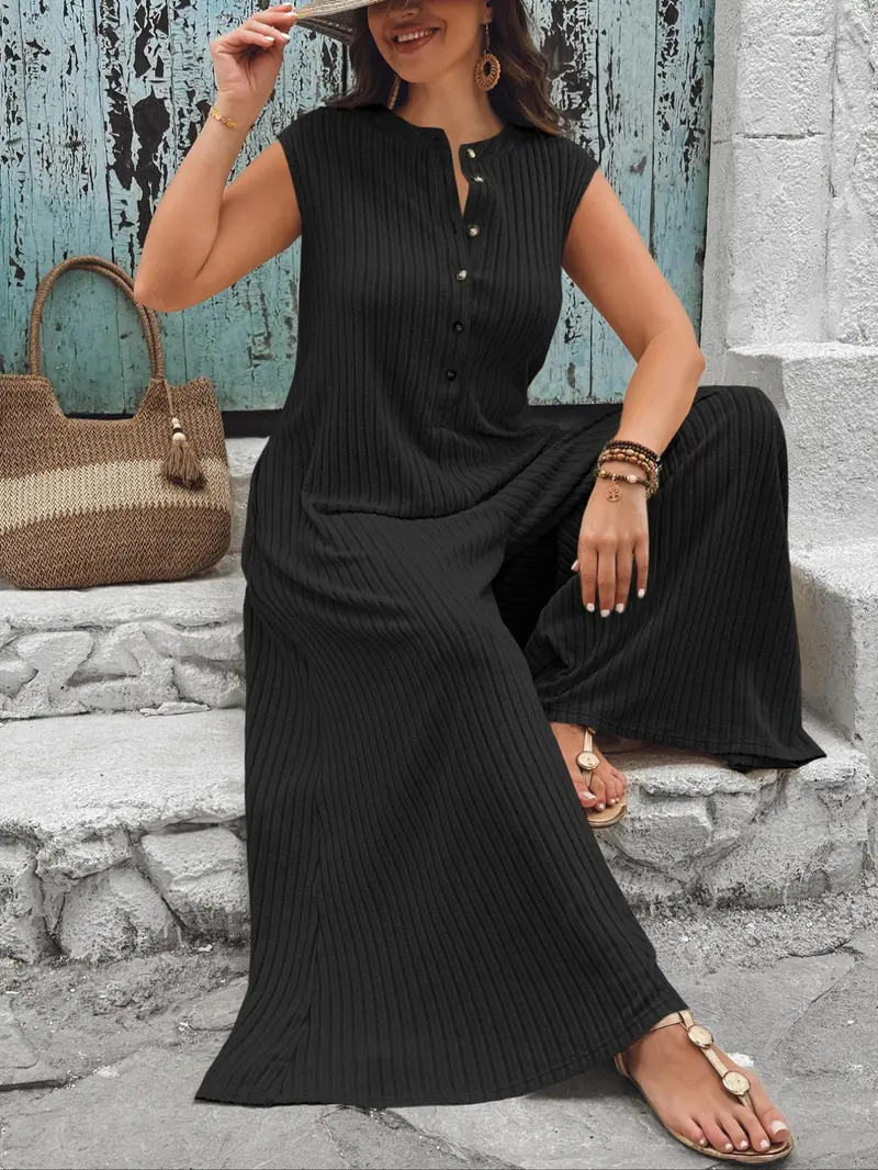 Plus-Size Solid Button-Front Flared-Leg Jumpsuit, Casual Comfy Minimalist Sleeveless Jumpsuit for Daily Wear, Women's Clothing for All Seasons, Casual Style Jumpsuit, Casual Pocket Jumpsuit