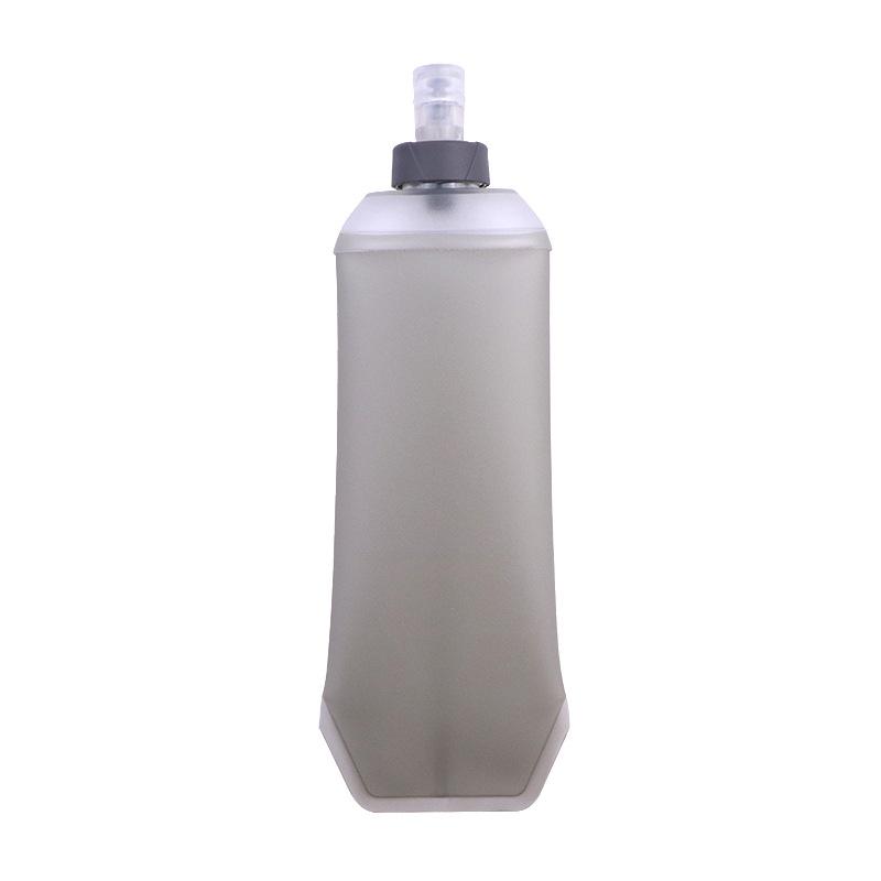 Eco-friendly, non-toxic, foldable soft water bottle for outdoor cycling and running, silicone rotating TPU squeeze-type portable sports water bottle