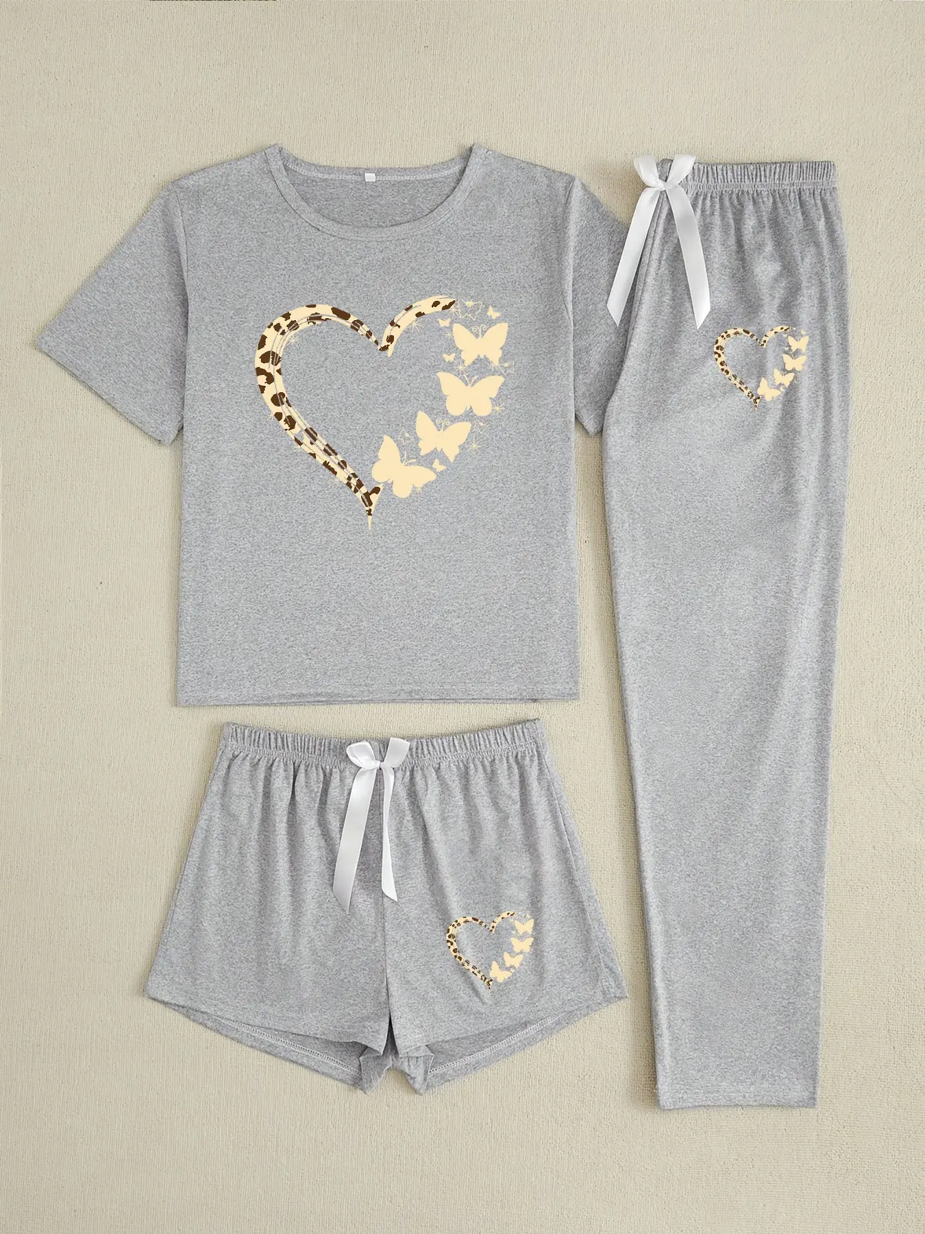 Three-Piece Pajama Set for Women, Matching PJ Set, Butterfly and Heart Print Aesthetic Design, Casual Fitted Sleepwear Loungewear, All-Season Comfortable Nightwear