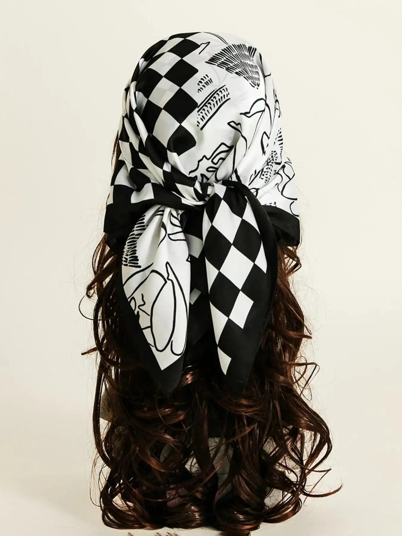 Checkered Chessboard Scarf, Versatile Head Wrap, Stylish Checker Pattern, Ideal for Game Night, Unique Gift, Fashionable Accessory