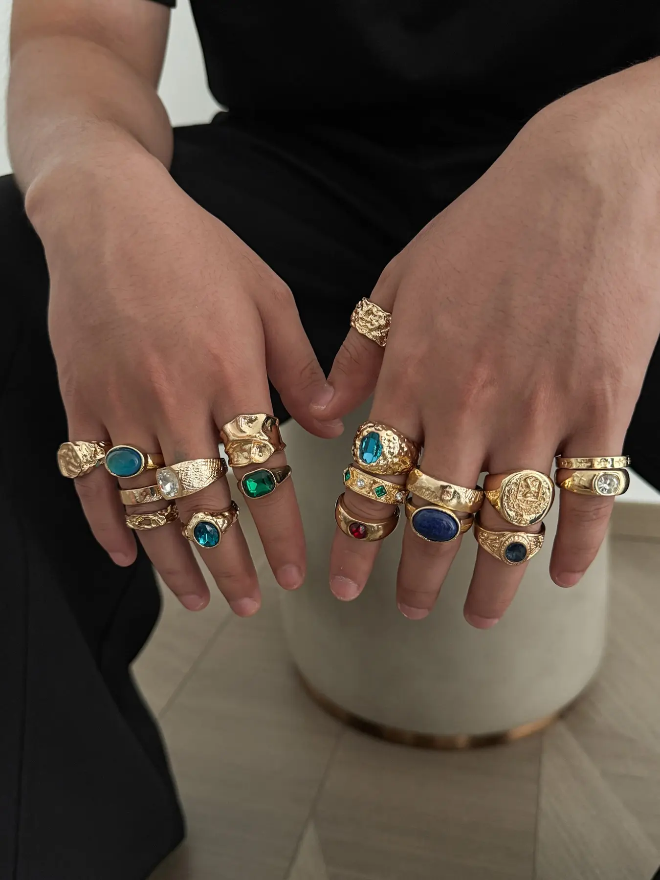 18 Pieces Medieval Relief Style Gemstone Inlaid Adjustable Open Ring for Men, Party Daily Wear Gift, Unique Fashion Jewelry