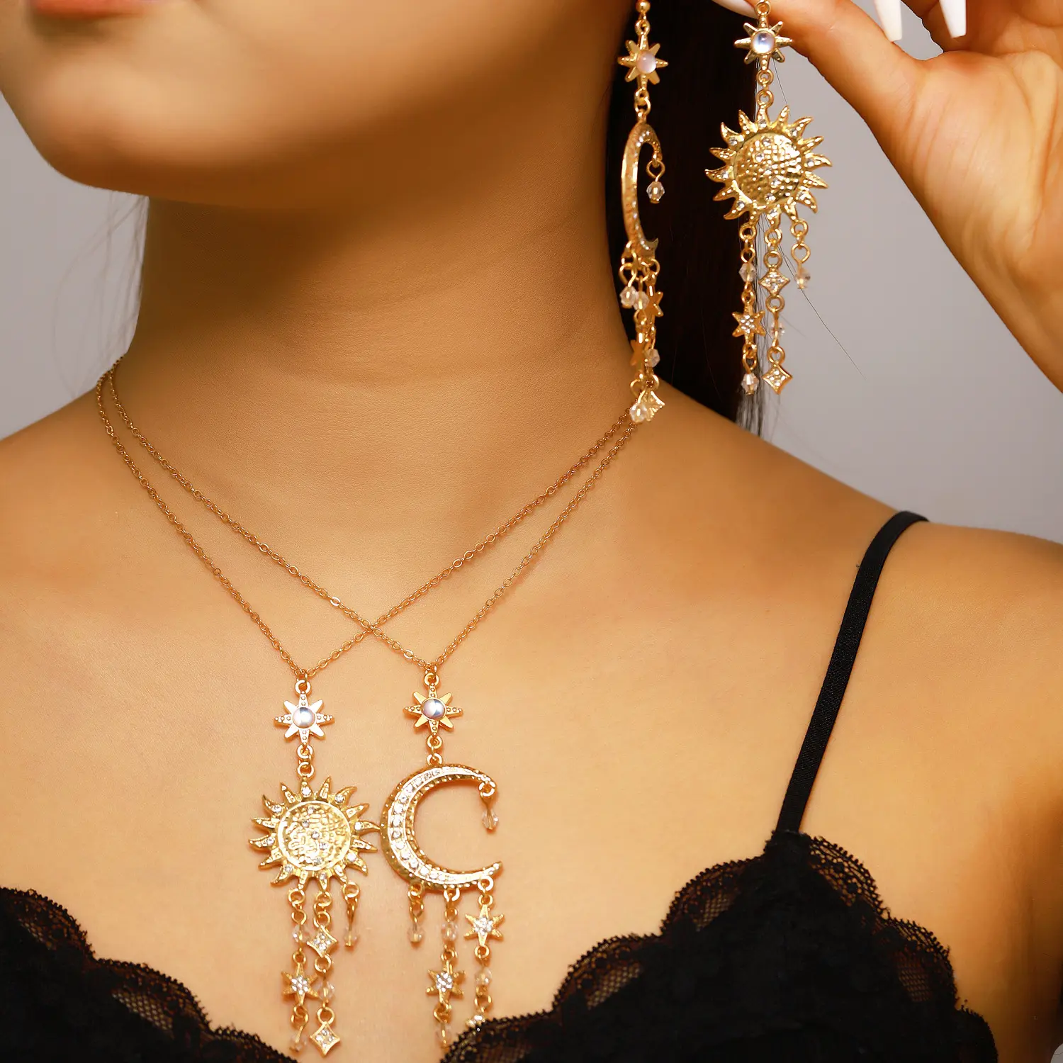 Vintage Celestial Layered Jewelry Set, Bohemian Copper Sun and Moon Necklace and Rhinestone Drop Earrings for Women, Celestial Aesthetic, Sun And Moon Charm Earrings, Jewelry With Rhinestones, Bohemian Earrings