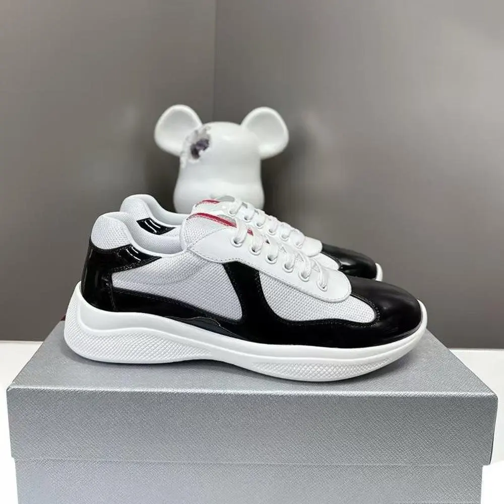 Trendy men’s low‑top chunky‑sole casual sneakers.Breathable woven uppers with glossy patent‑leather accents, lace‑up, improved cushioned outsole for daily wear and casual sports.