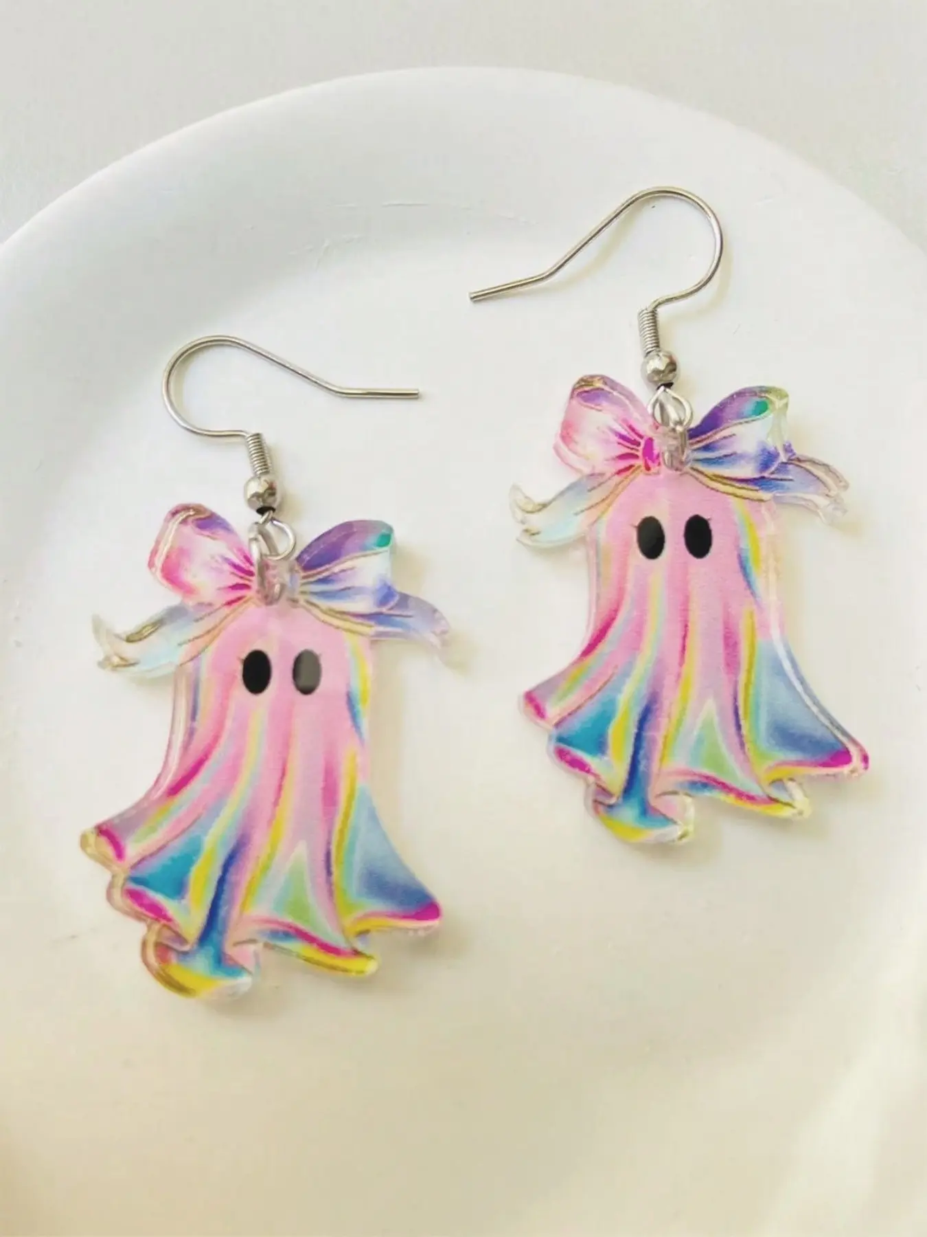 Rainbow Bow Ghost Earrings, Colorful Acrylic Dangle Earrings for Halloween Party Daily Wear