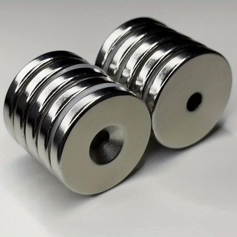 10pcs Round Rare Earth Magnetic Metal Magnets set with Hole for Wall Mounting, 30*5mm Mini Strong Neodymium Magnet ,  10 Pcs Heavy Duty Magnets with Hole in The Center for Warehouse Cruise Ship