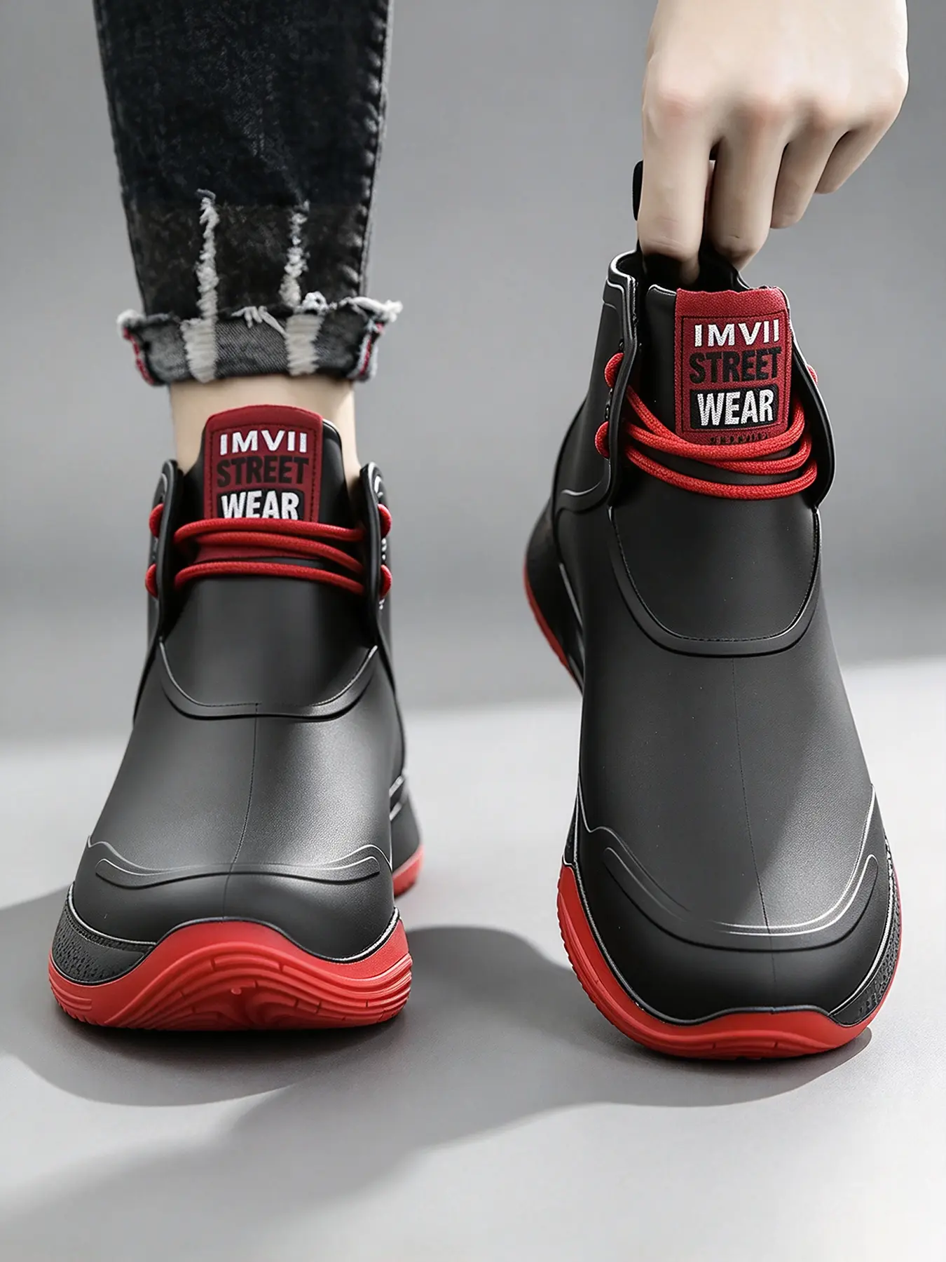 Unisex Fashion Lace-Up Ankle Rain Boots Waterproof Non-Slip Thick Sole Rubber Shoes Stylish Sneaker-style Rain Boots Shoelace Design Easy To Wear Suitable for Rainy Day Commuting Daily Wear Light Outdoor Activities Multiple Colors Sizes Available