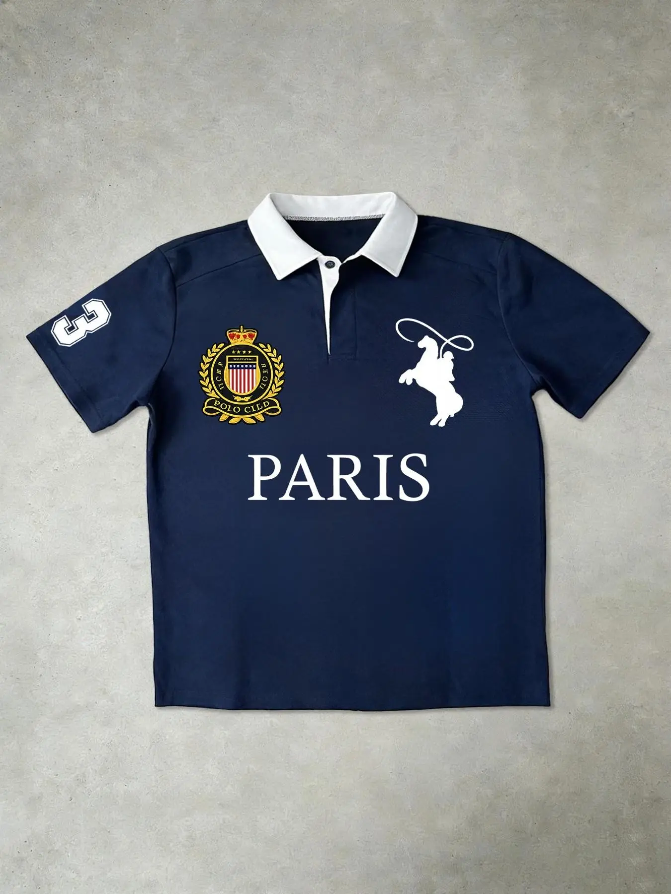 Men's Vintage Preppy Style Polo Shirt, Contrast White Turn-Down Collar, Placket Button Detail, Printed with Paris Lettering, Equestrian Horse & Crown Crest Badge, Short-Sleeve Casual Golf Top, Retro Preppy Casual Polo Shirt