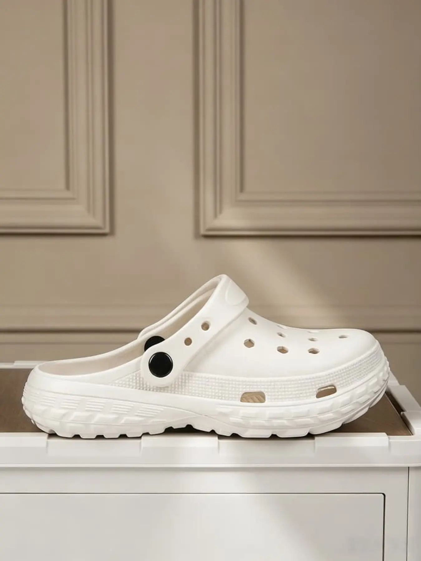Unisex Thick Sole Sandals, Durable Eva Material, Easy Clean, Non-Slip Design, Ideal for Home, Beach, Short Trips, All-Season Wear