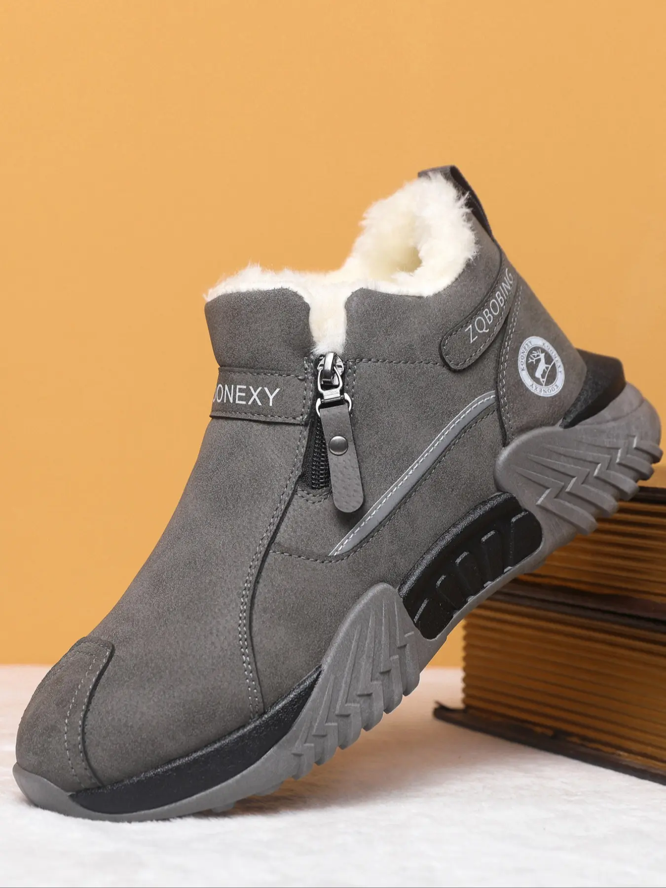 Fashionable Men's Snow Boots, Stylish Winter Footwear, Comfortable and Warm, Perfect for Cold Weather, Trendy Mens Shoes, Solid Color Boots