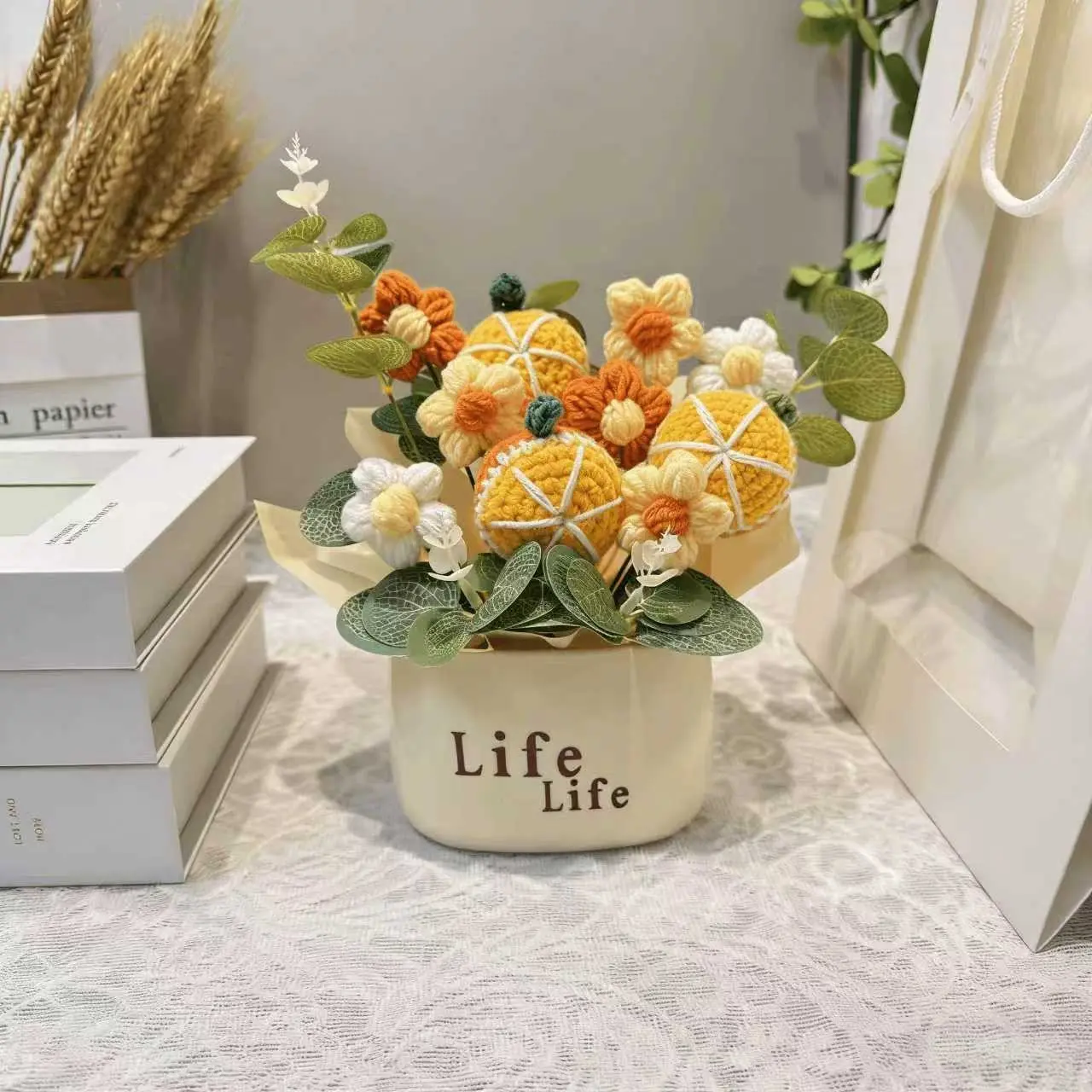 Handmade Crochet Heart Bouquet, Linen Handcrafted Love Flowers with Stems, Perfect for Valentine's Day, Mother's Day, Graduation, Birthday Gifts
