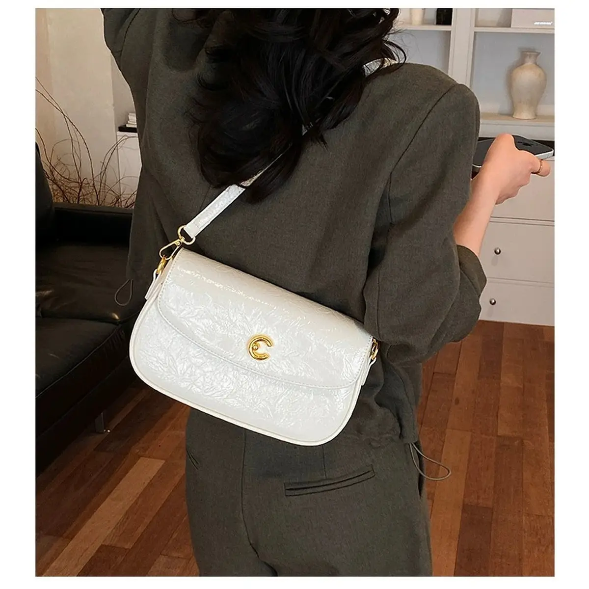 Vintage Fashion French Stick Bag Elegant Lock Buckle Versatile Women's Shoulder Crossbody Trendy Underarm Small Bag Daily Commute Dating Shopping Accessory