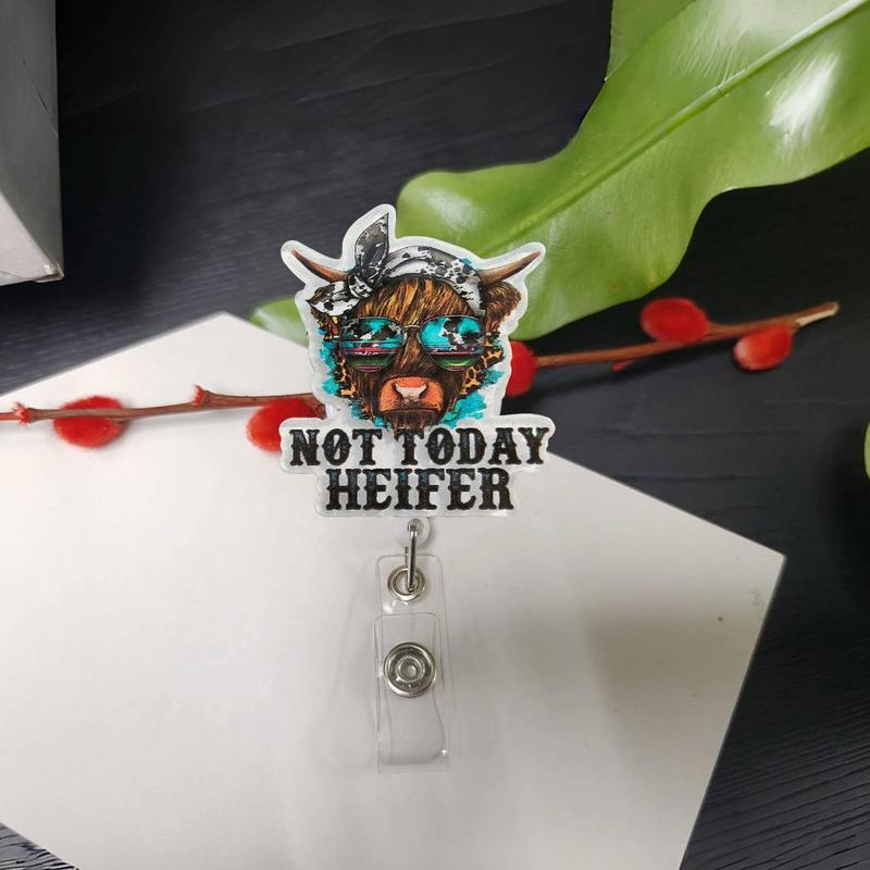 Cute Cow Design Badge Holder, Animal Shaped Badges, 1 Count Retractable Badge Clip, ID Card Holder for Student Office Staff Doctor Nurse