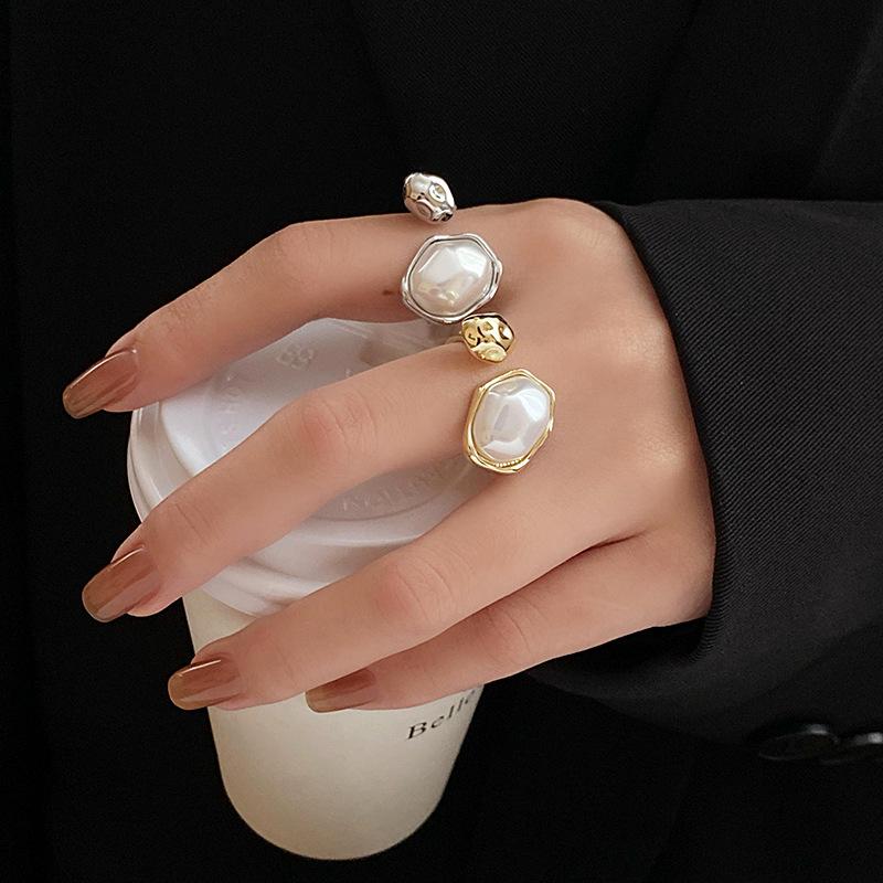 Irregular oval pearl open ring, European and American design, fashionable and creative, gold and silver color, popular online style women's ring