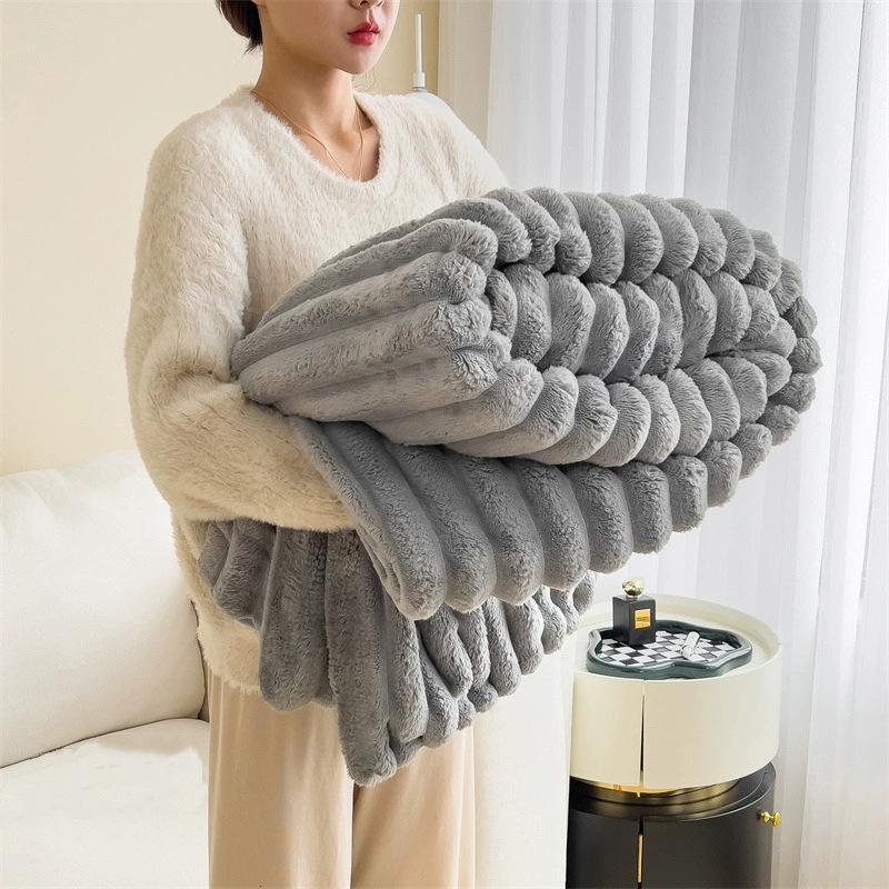 Faux Rabbit Fur Throw Blanket, Soft Warm & Cozy Throw Blanket, Versatile All-season Gift for Home, Office, Travel, Lightweight Cozy Blanket,Christmas Gifts For GF