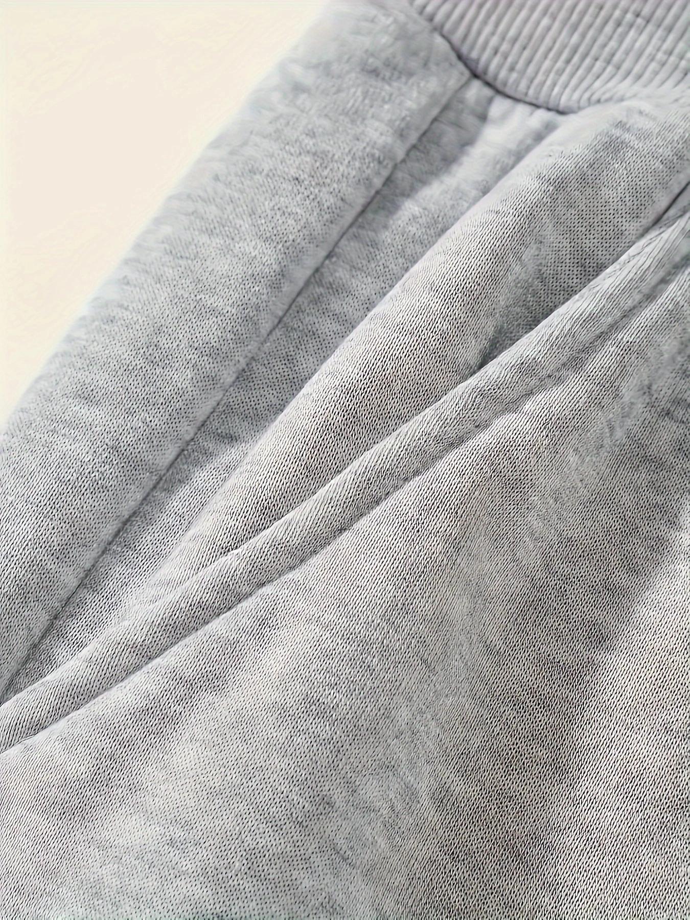 Casual hoodie and sweatpants set - fleece lining, long sleeves, printed design |   machine washable