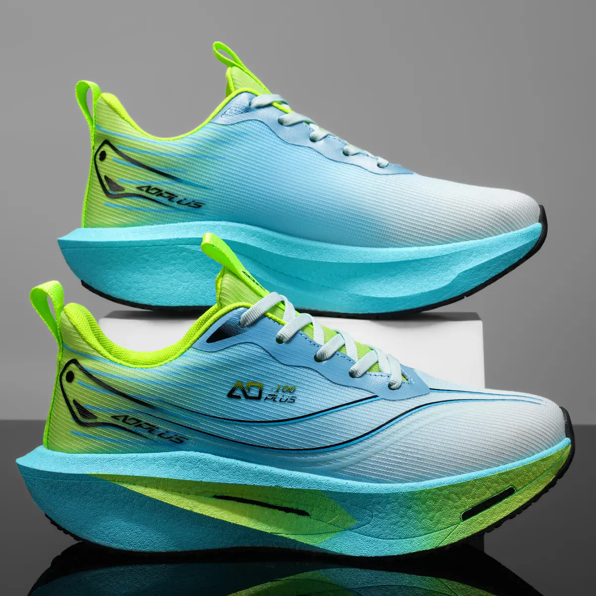 Ultra-Lightweight Breathable Sneakers - Unisex Mesh Casual Shoes for Running, Hiking and Leisure