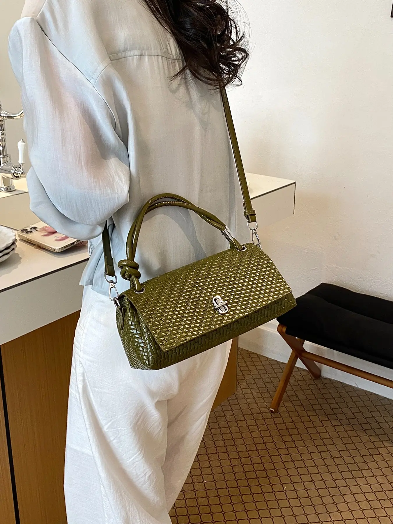 Textured Woven Cylinder Handbag for Women, Retro Mini Barrel Shoulder Bag, Double Top Handles, Detachable Crossbody Strap, Vintage Purse, Everyday Shoulder Bag