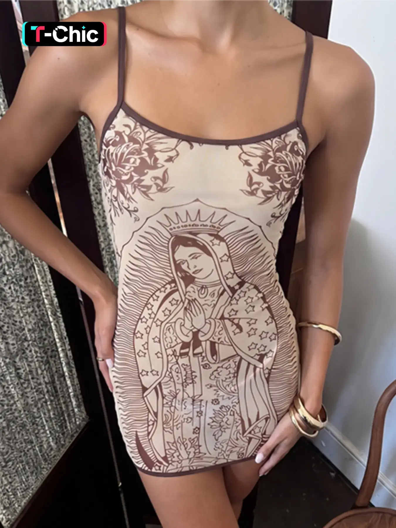 Women's Y2K Retro Guadalupe Virgin Print Bodycon Slip Dress, Body Shaping Dress, Contrast Color Trim Sleeveless Cami Short Dress, Vintage Tattoo Printed Spaghetti Strap Slim Fit Mini Dress for Party Night Club Date