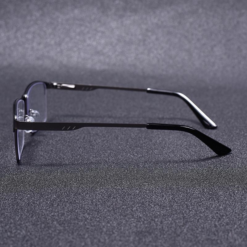 Men's Metal Frame Reading Glasses, Anti-Blue Light HD Lenses, Classic Square Stylish Eyewear, Durable Lightweight Presbyopic Glasses +1.0 to +4.0 for Daily Reading & Screen Use