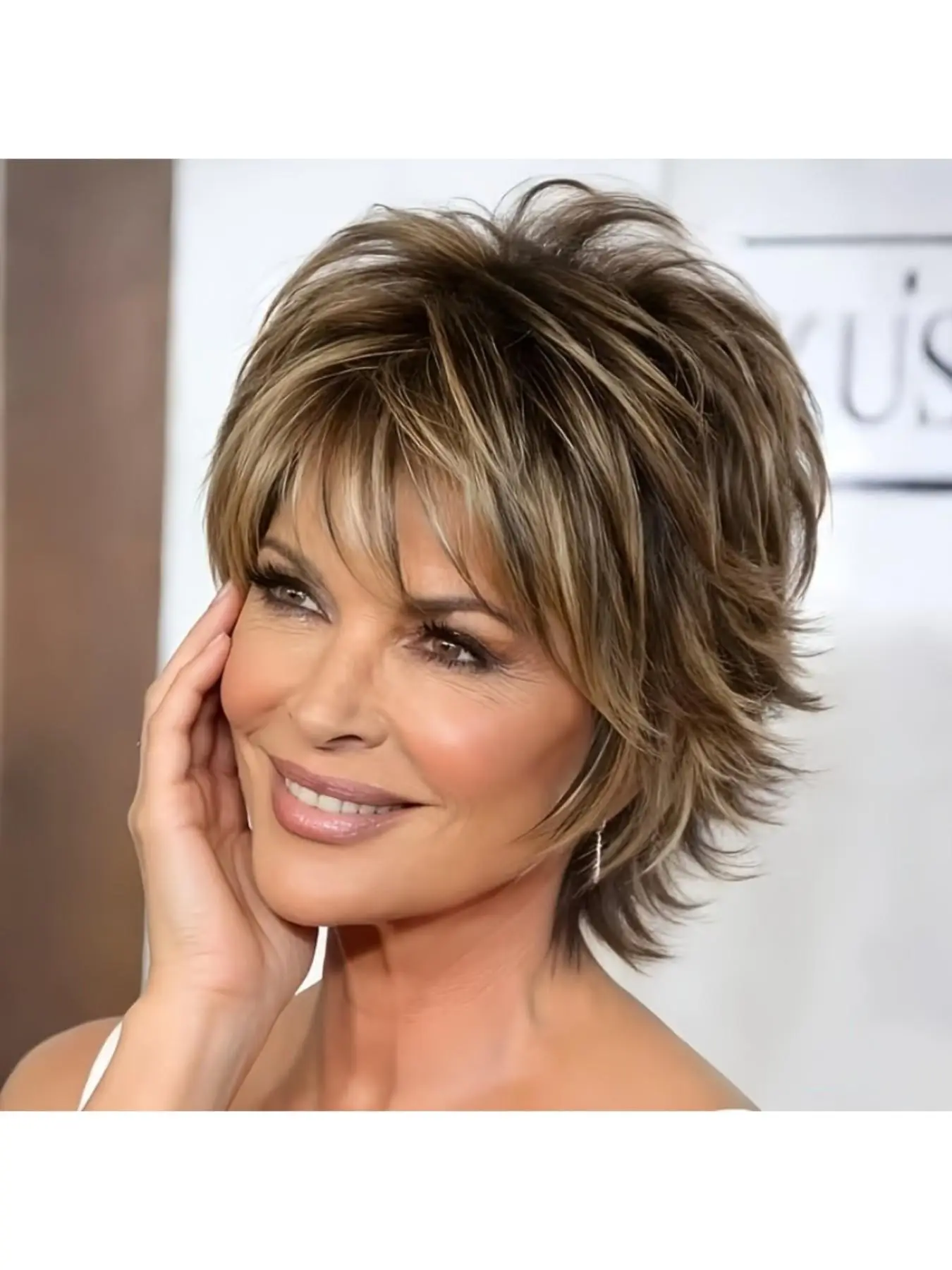 Short Straight Natural Looking Wig with Bangs, Natural /gold Highlight, Easy to Style, Convenient Wigs, Perfect for Daily Wear and Parties, Women's Hairpiece, Synthetic Hair Wigs