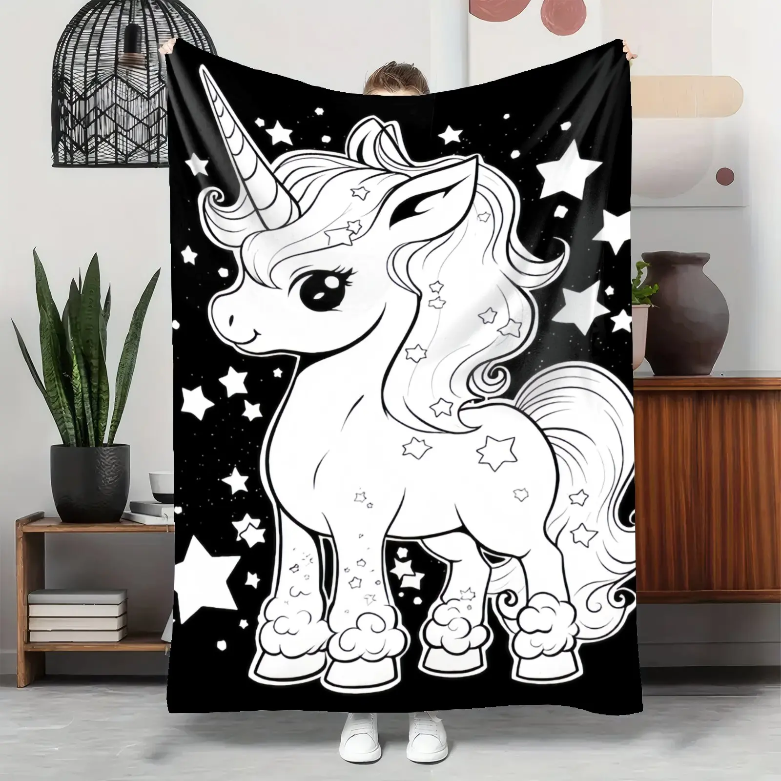 DIY Color Your Own Unicorn Blanket, Creative Coloring Fleece Blanket for Kids & Adults, Fun Arts & Crafts Activity, Personalized Gift Idea