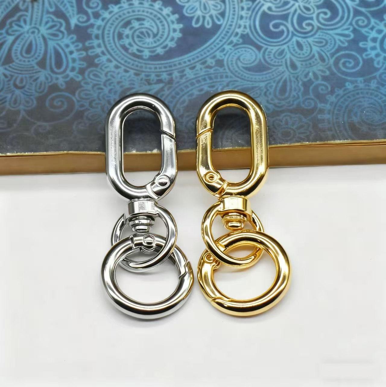 Stylish Zinc Alloy Oval "Egg" Buckle — Metal Toggle Clasp, Egg-Shaped Interlocking Link, Open Spring-Loaded Hook
