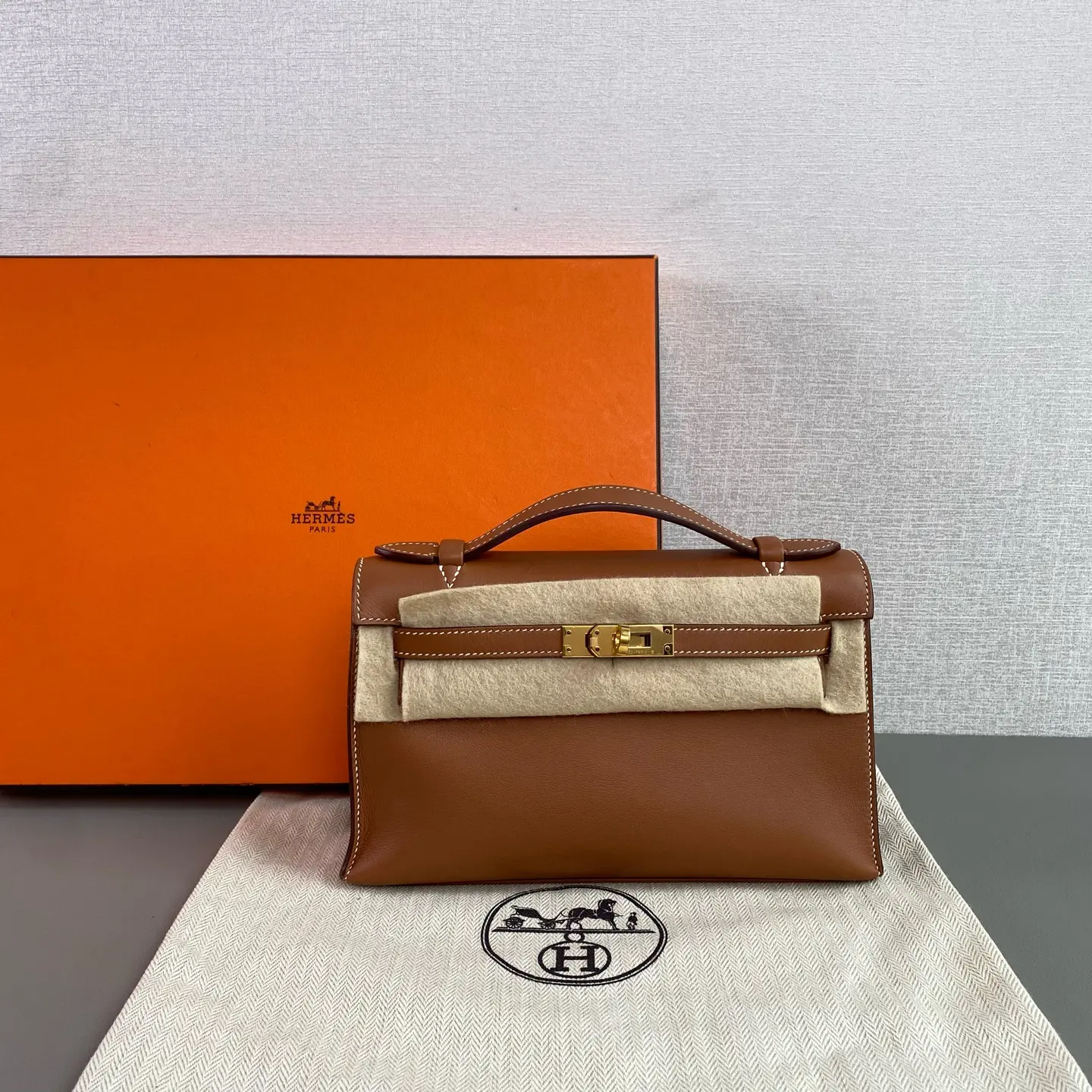 Pre-owned Hermes Gold Hardware mini kelly Luxury Bag P04E06009