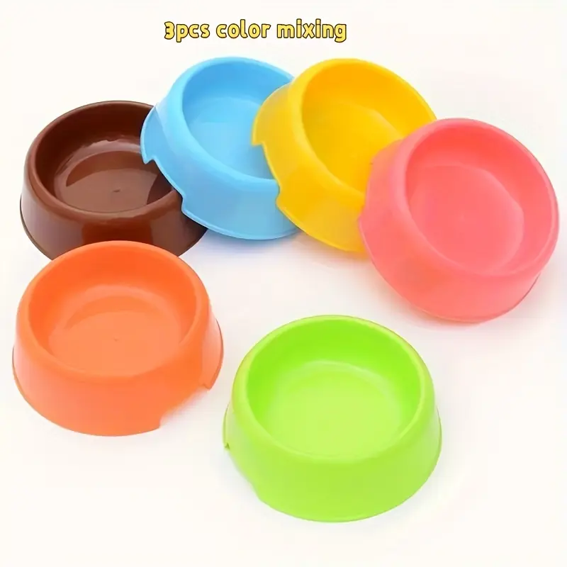 3 pieces round pet bowls in mixed colors. With smart flat-rim design, pets can eat comfortably without getting their mouths dirty