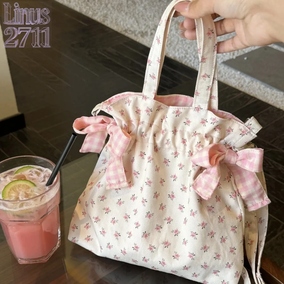 Cute Floral Print Drawstring Handbag for Women Sweet Plaid Bow Decor Small Crossbody Bag Multifunctional Shoulder Phone Bag Casual Daily Commute Storage Pouch Summer Aesthetic Mini Tote Bag Versatile Ladies Travel Dating Outing Hand Purse
