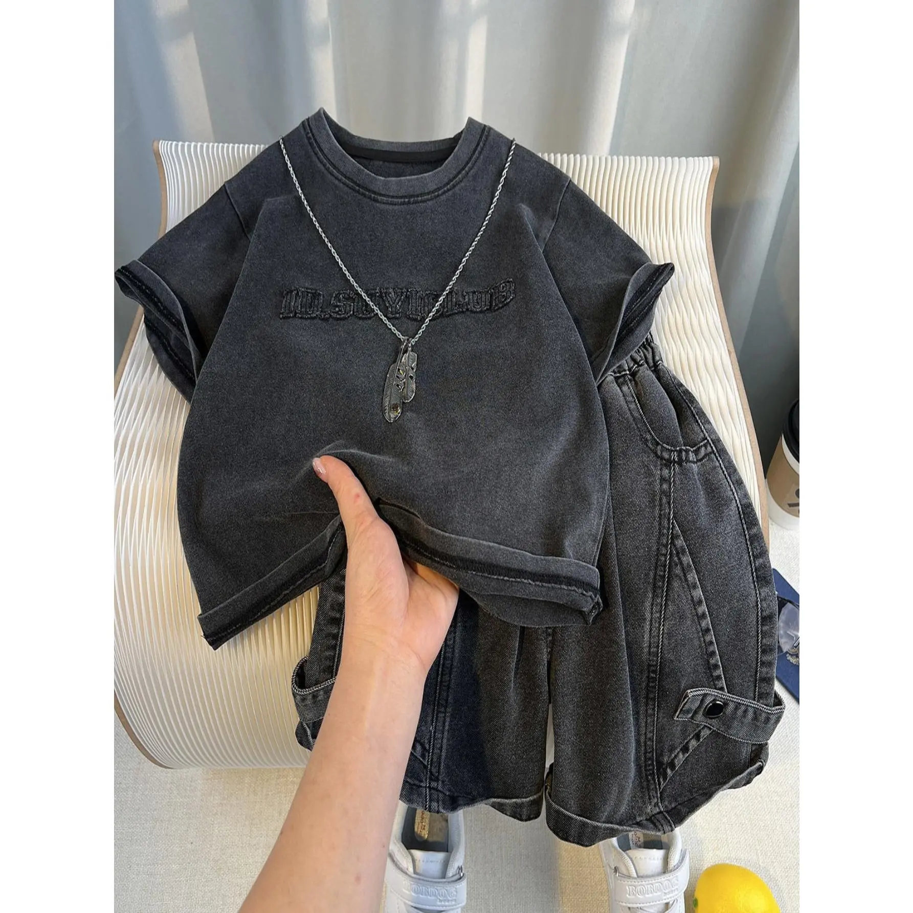 Boys' 2-Piece Set, Korean Retro Cotton Blend Letter Print T-Shirt and Shorts, Regular Fit Summer Outfit with Sailor Collar and Pocket Detail