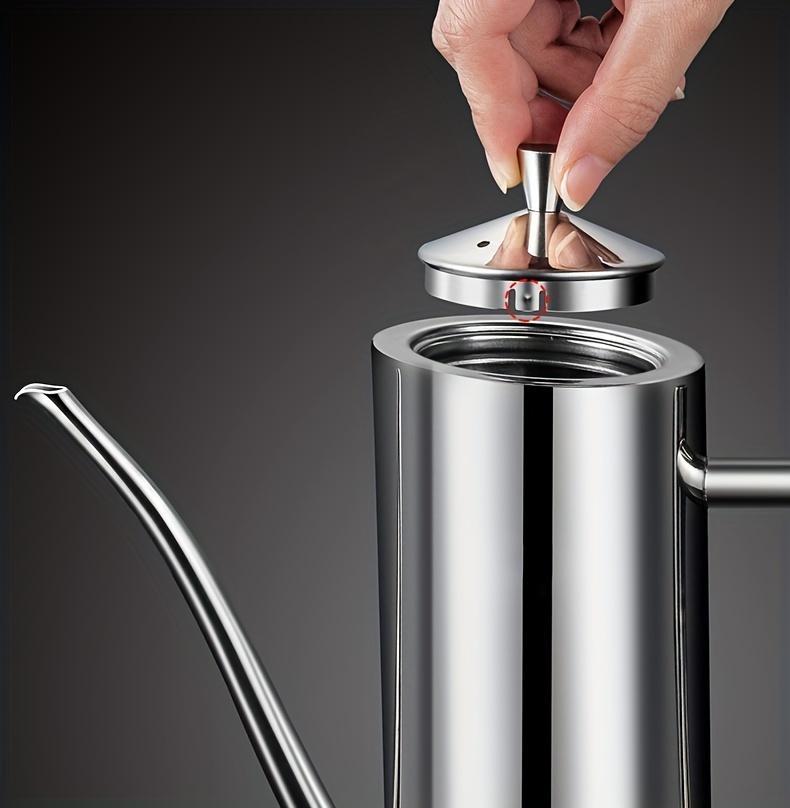 304 Stainless Steel Oil Dispenser And Bottle, Oil Control Pot And Sauce Bottle, European-Style Leak-Proof Condiment Container with Large Capacity, Rust-Resistant Kitchen Seasoning Pot, Creative Disposable Oil Dispenser