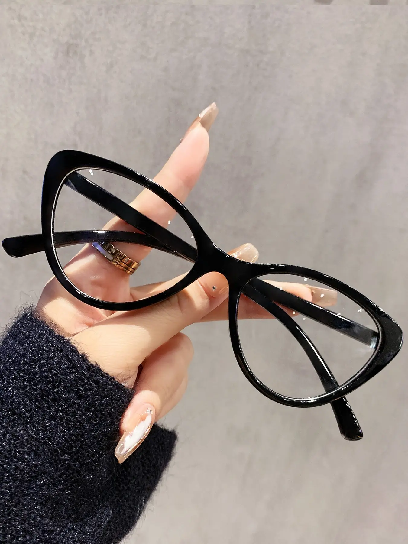 American Retro Thin Frame Cat Eye Glasses for Women, Fashion Glasses, Chic Frame Makeup-Free Face Slimming Tool, Perfect for Daily Wear