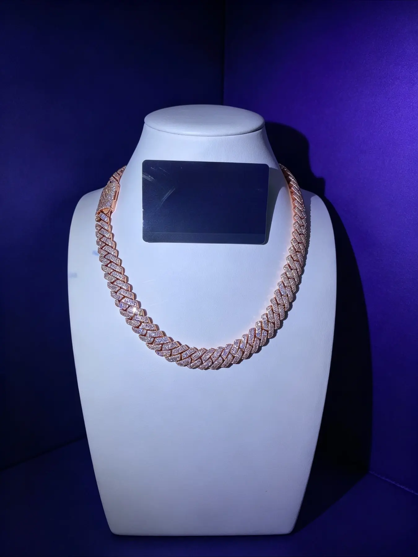 High-reflective ice diamond trendy Cuban Link Chain necklace, 20mm4 rows of heavy-duty thick chain aura is strong and dazzling, all kinds of party shapes are matched with artifacts, easy to create a cool and eye-catching full set of American hip-hop wear