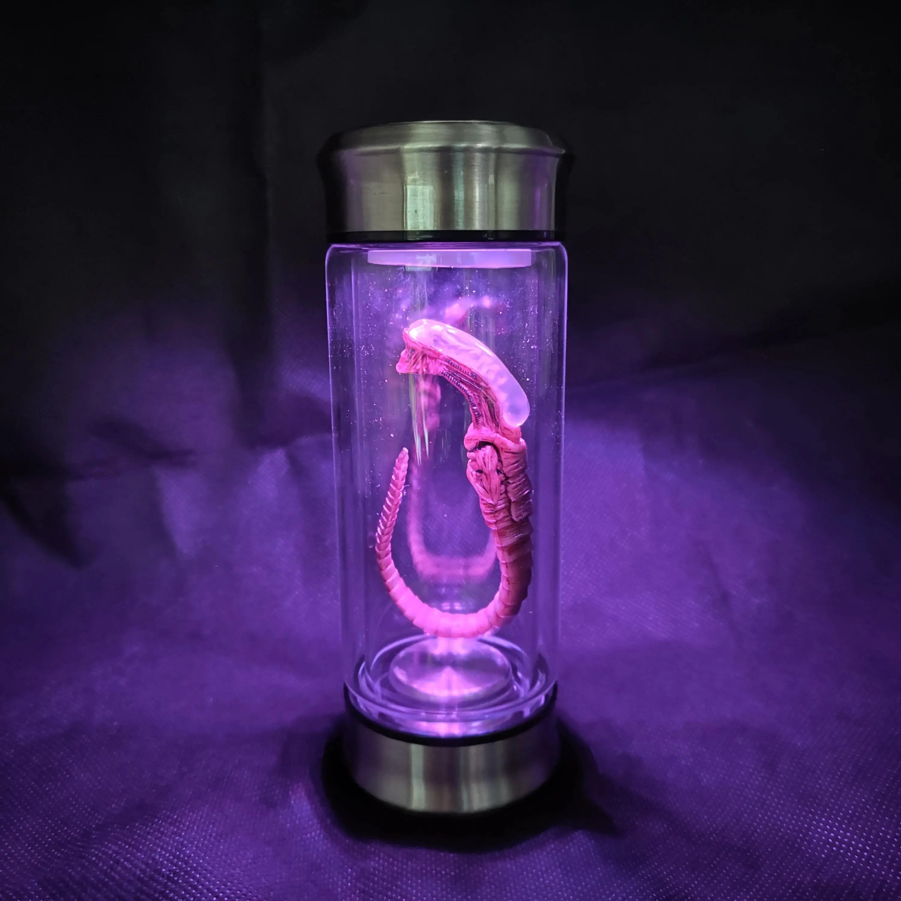 Alien Xenomorph Facehugger Embryo in Jar Test Tube Led bottle Prop with 7 colors led Home Decoration