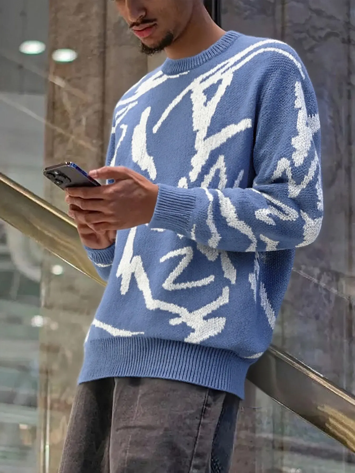 Men's Fashion Loose Knit Round Neck Sweater, Abstract Striped Pattern Warm Pullover, Casual Fall Winter, Gift for Men