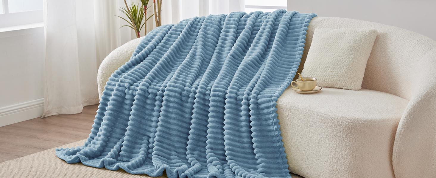 BEDELITE Fleece Cozy Blanket 300GSM Soft Warm Fluffy 3D Stripe Texture Microfiber Polyester Throw Twin Queen King Sizes Decorative Valentine's Day gift Giftable