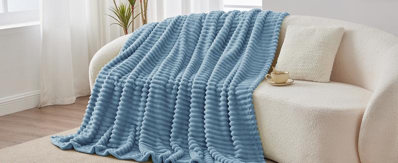 BEDELITE Fleece Cozy Blanket 300GSM Soft Warm Fluffy 3D Stripe Texture Microfiber Polyester Throw Twin Queen King Sizes Decorative Valentine's Day gift Giftable