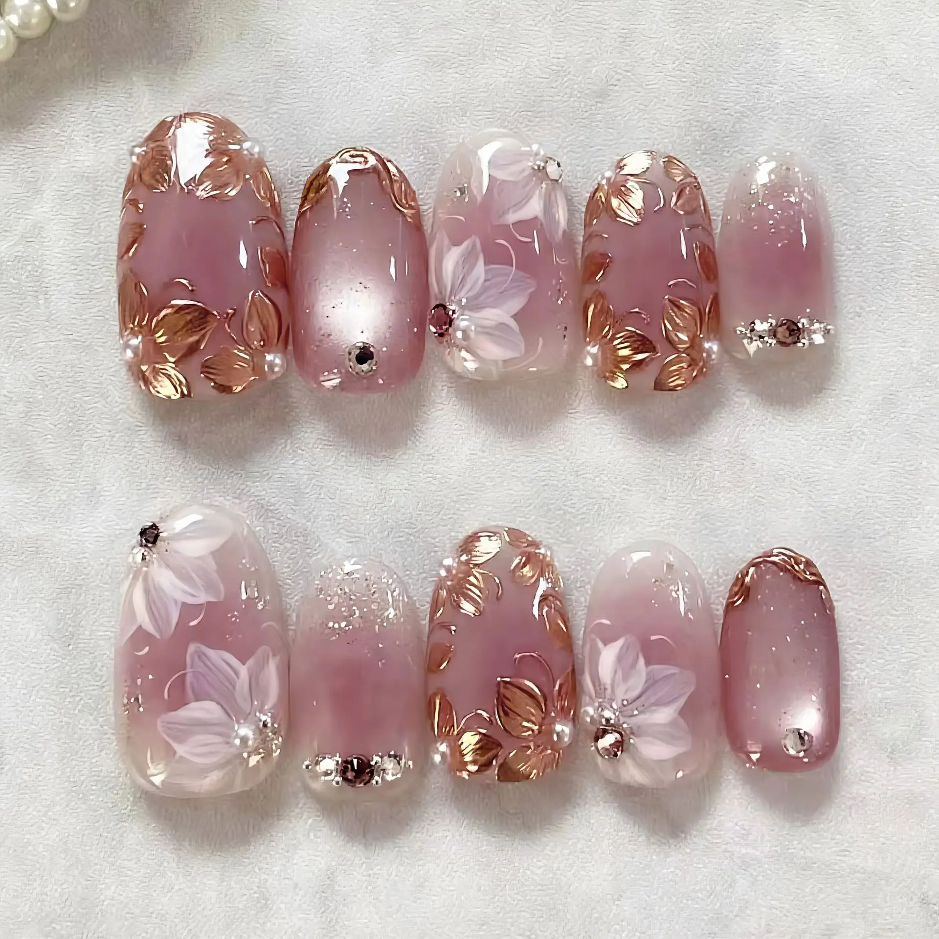 30Pcs Shimmer Pearl Cat Eye Almond Press On Nails Gold Foil Flower Sweet Pink Blush Fake Nails Fall Aesthetic Back To School Essentials Reusable False Nails for Daily Wear Dating Nail Art