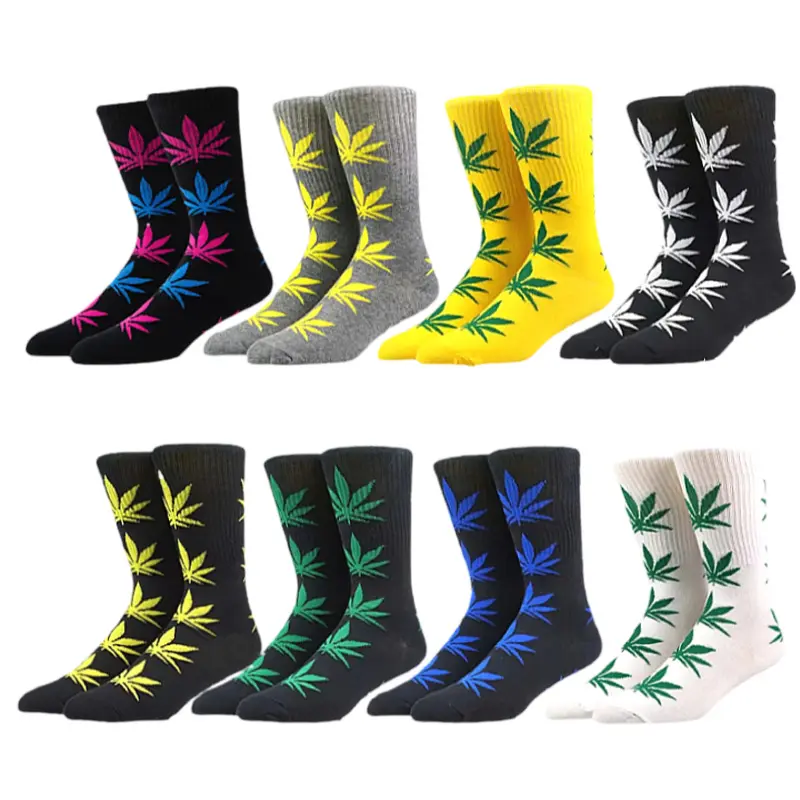 2 pairs of men's medium tube large size maple leaf socks