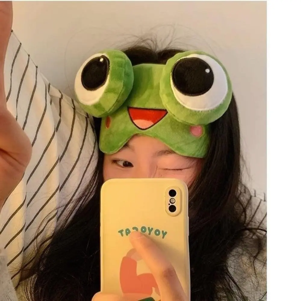 Cartoon Frog Plush Eye Mask, Quirky Light Blocking Design for Men & Women, an Affordable Gift & Fun Accessory for Pajama Parties, Quirky Accessory For Pajama Parties, Great For Meditation, Bedroom, Friends, Stretch, One Size