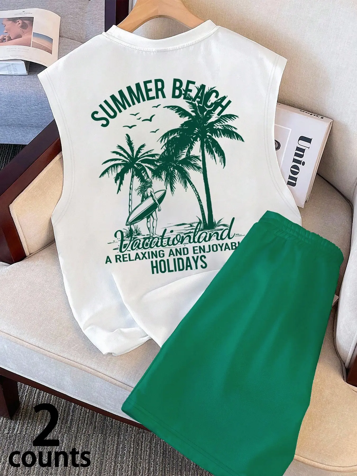 2-Piece Men's Summer Vacation Outfit Set, Palm Tree Print Tank Top With Elastic Waist Shorts For Beach Travel, Pool Parties And Daily Wear