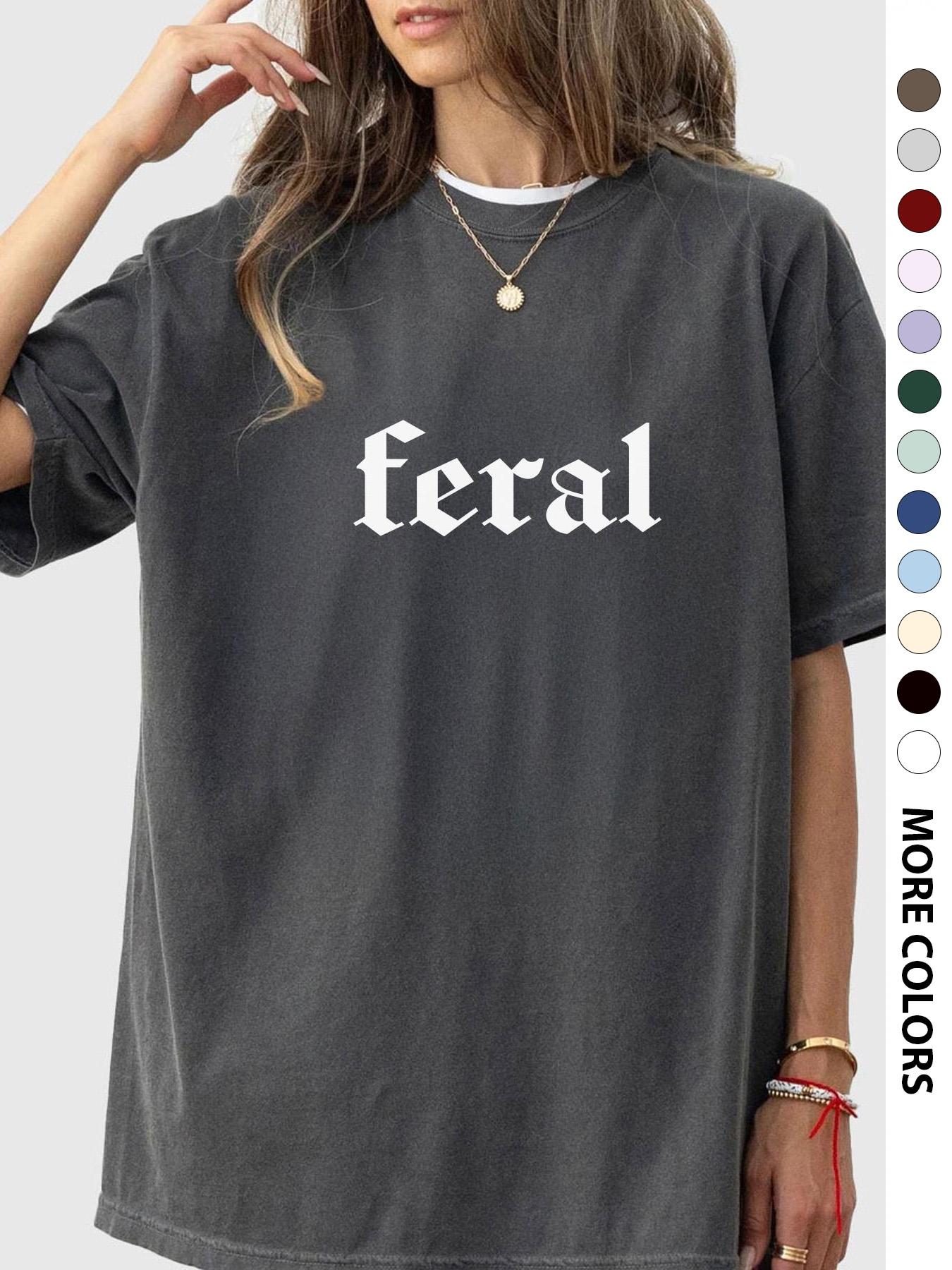 Women's "FERAL" Slogan Print Round Neck Tee, Fashion Casual Crew Neck Drop Shoulder Fitted T-Shirt for Daily Holiday Vacation Outdoor Wear, Ladies Clothes for All Seasons