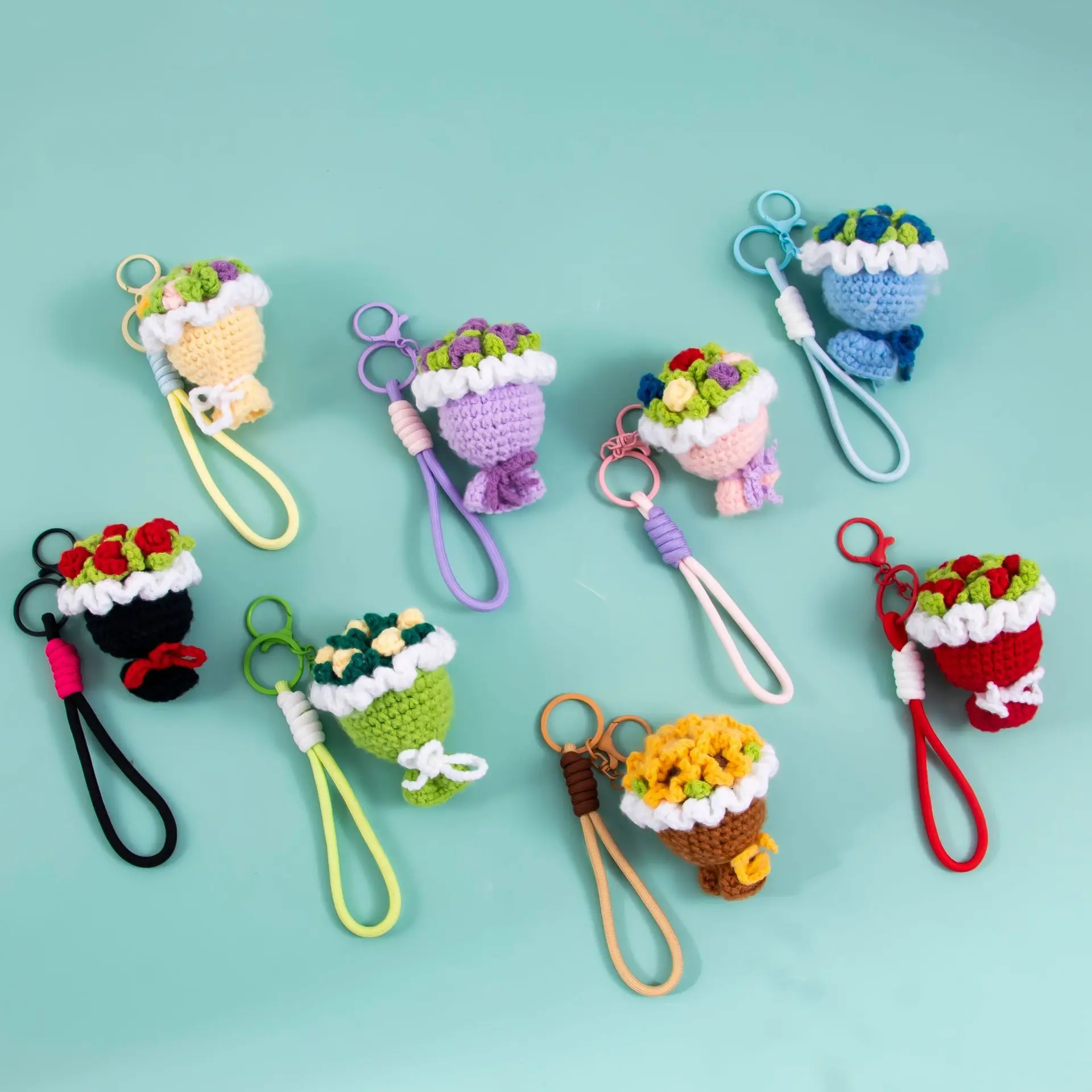 Handmade DIY Yarn Knitted Rose Flower Keychain, Creative Gift Key Ornament, Cute Accessory for Women