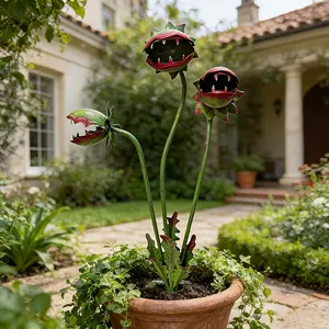 Vintage Rustic Iron Carnivorous Plant Garden Stake, Realistic Design Adds Spooky Charm, Perfect for Fantasy Gardens, Enhances Courtyard Atmosphere, Garden Supplies