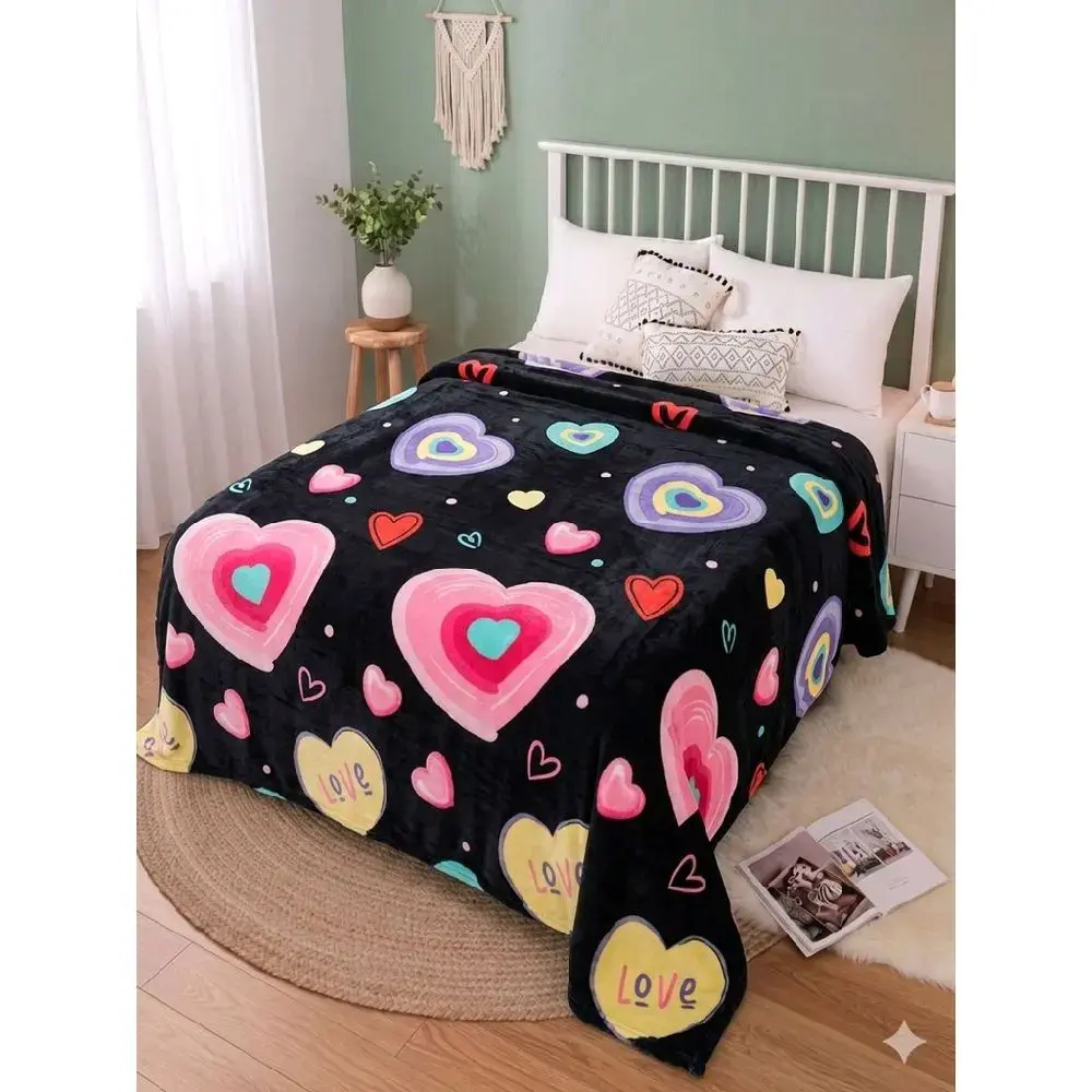 Black Base Colorful Love Heart Flannel Cooling Blanket, Rainbow Gradient Heart Love Letter Print Cooling Throw Blankets, Soft Cozy Decor Blanket for Bedroom Sofa, All Season Teen Girl Valentine Birthday Holiday Gift