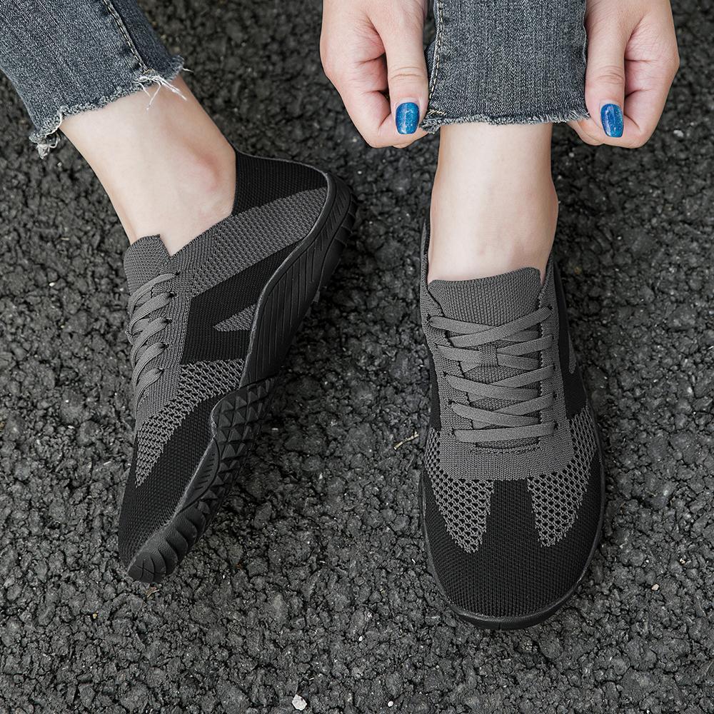 Barefoot Shoes Women Non-Slip Sole Minimalist House Sneakers Zero Drop Walking Tennis Lightweight Breathable Daily Wear Arch Support Shoes