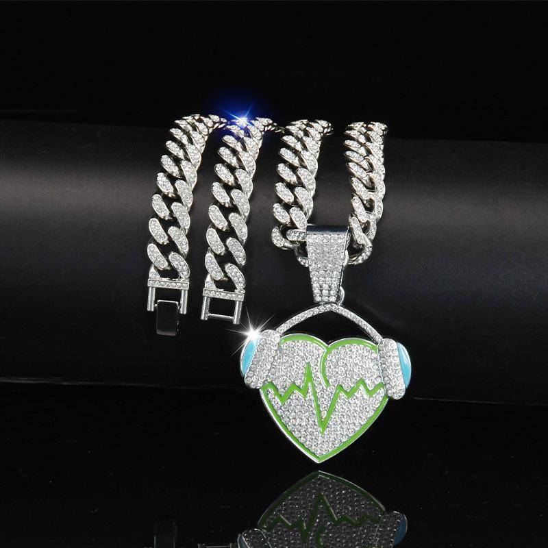 14K Gold Plated with Austrian Rhinestones- Music Heart Design Pendant Miami Cuban Link Chain Italy & Mexico Inspired Necklace for Men&Women Hip Hop Gift 14K Gold Plated with Austrian Rhinestones- Music Heart Design Pendant Miami Cuban Link Chain Italy & Mexico Inspired Necklace for Men&Women Hip Hop Gift