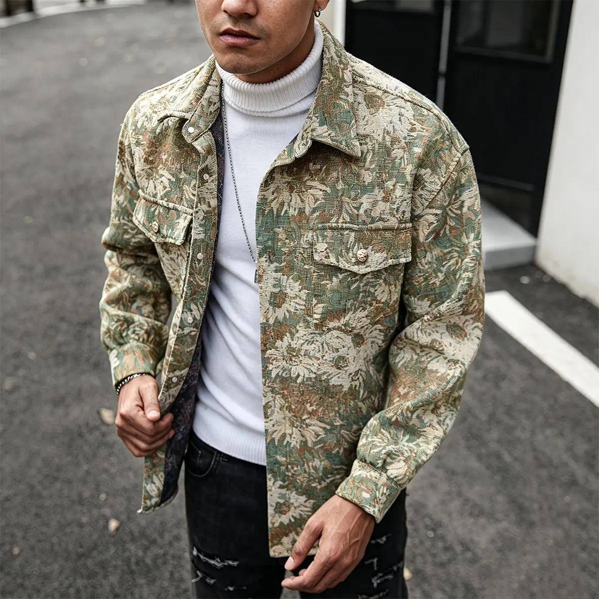 Men Floral Tapestry Shirt Jacket, Vintage Art Flower Jacquard Shacket, Point Collar Full Button‑Up, Dual Chest Flap Pockets, Long Sleeve Loose Fit Retro Casual Overshirt Outer Coat