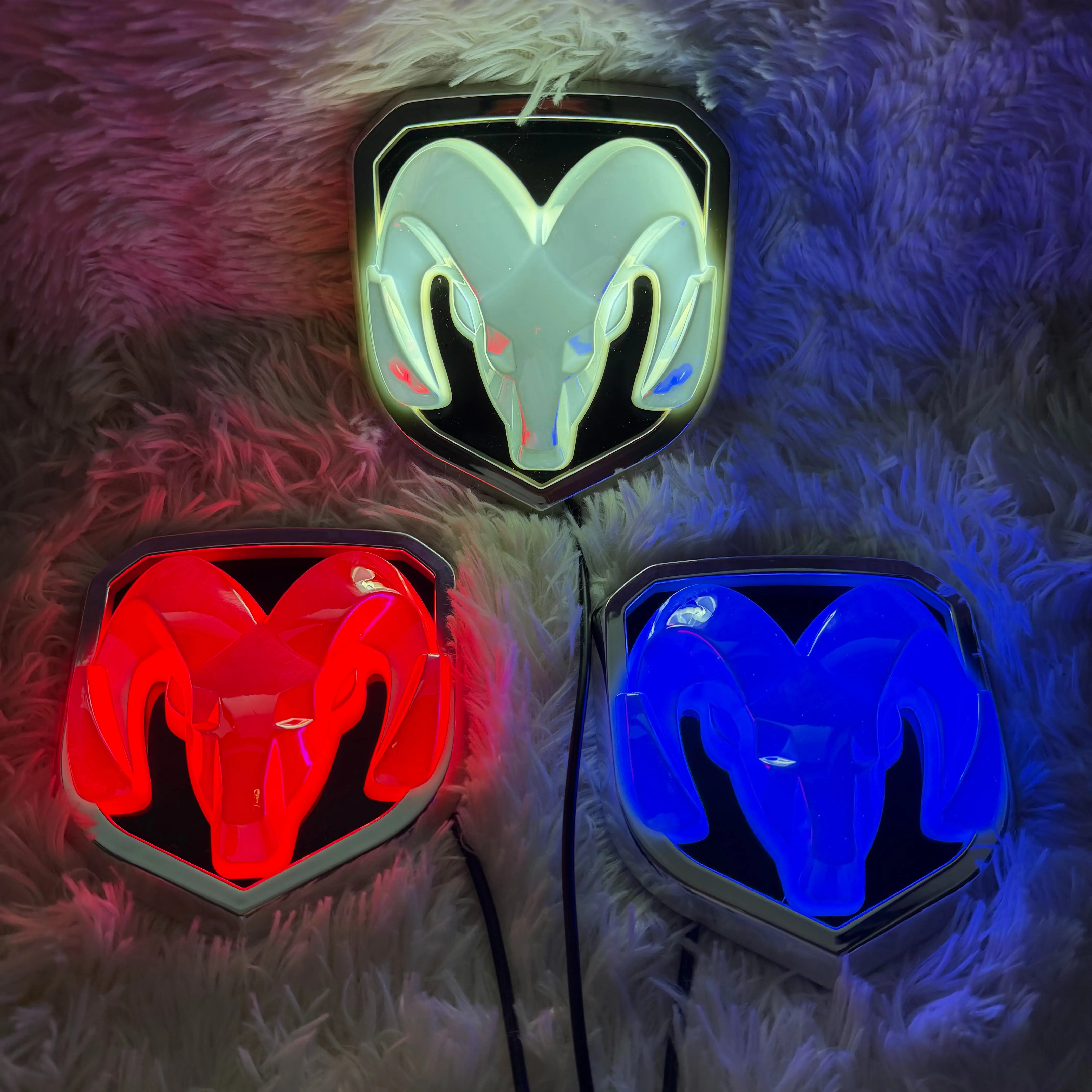 Suitable for Dodge Ram Head, illuminated car logo, front logo, rear logo, LED car logo light, car grille logo